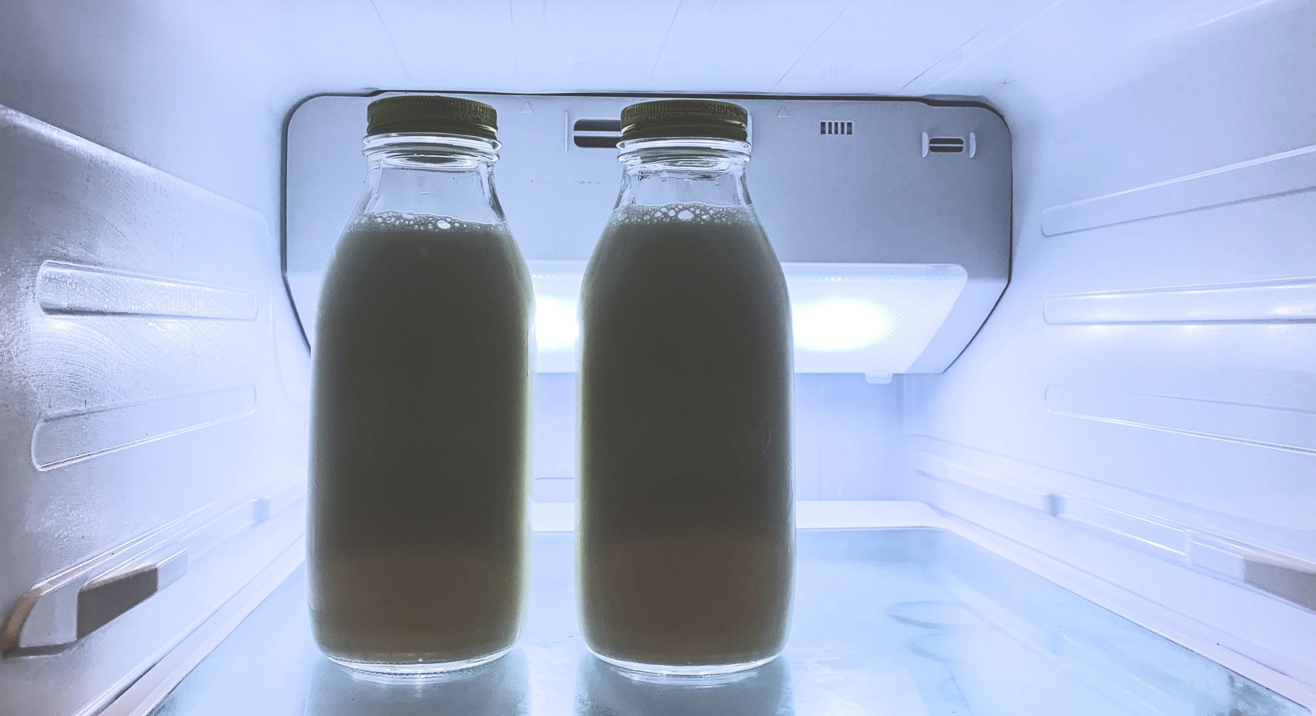 Hvor længe kan modermælk holde sig?