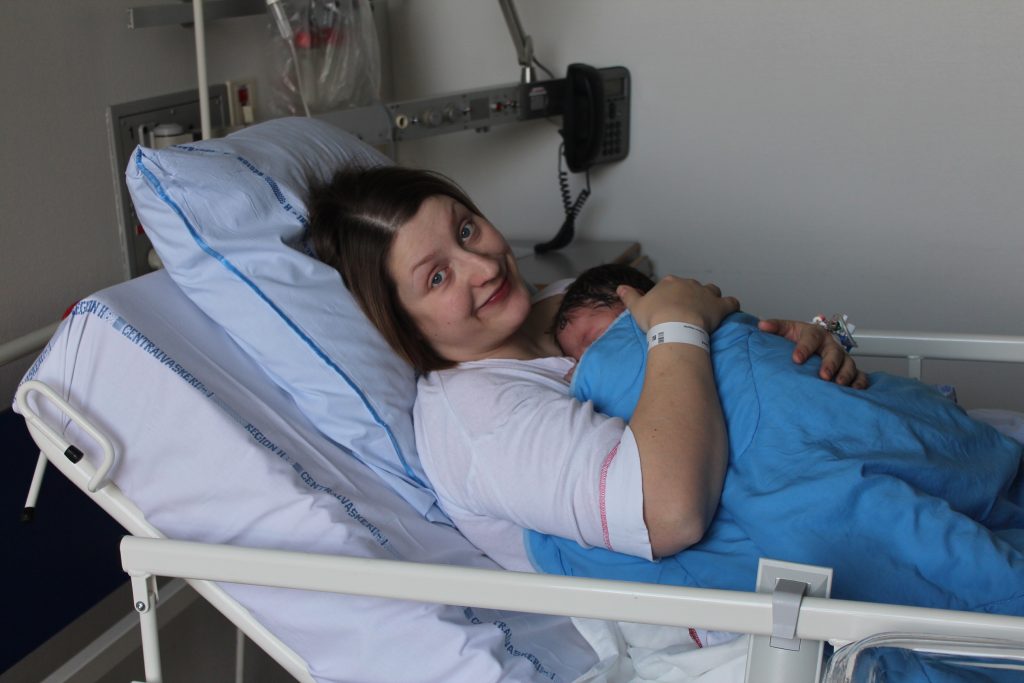 Carina og Emil kejsersnit