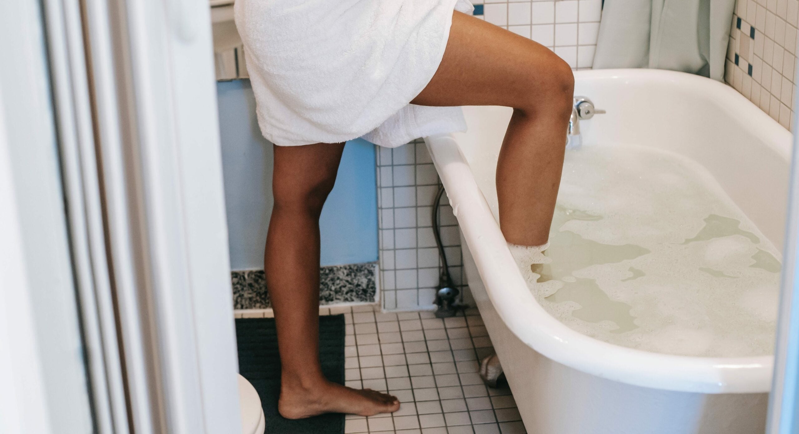 Hvornår må jeg bade efter fødslen?